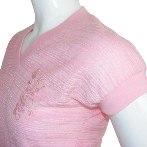 Elaine Reynolds Top, VINTAGE M/S, Pink Textured Terry, Short sleeve, V-neck - Picture 7 of 12